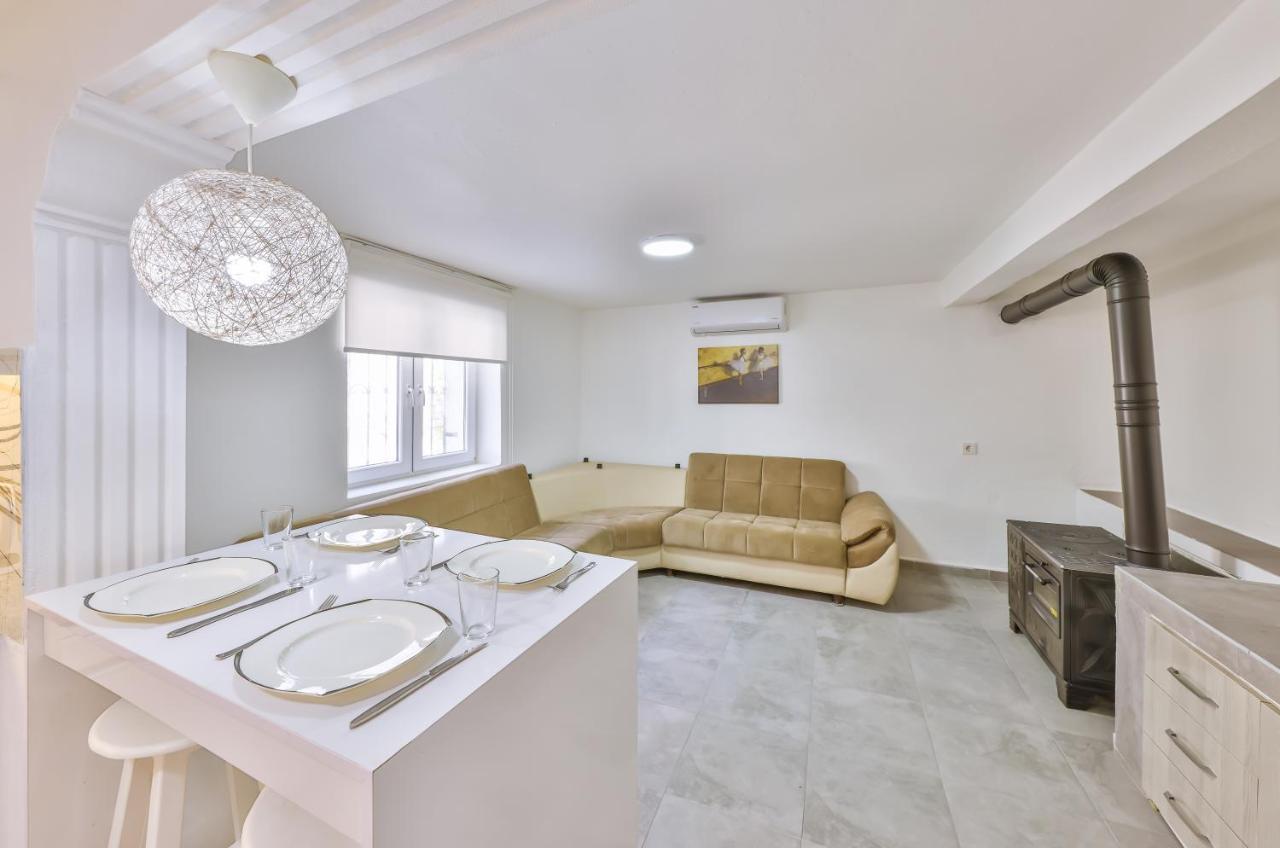 Agach Aparts-Savran Milas Exterior foto